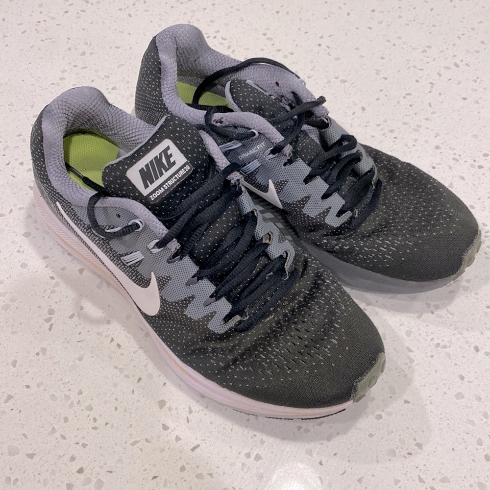 Nike Zoom - M8.5